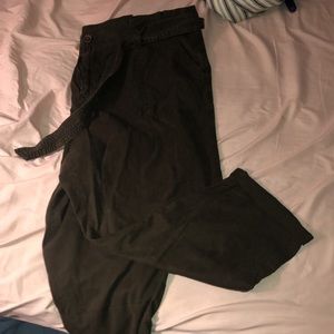 dark green capris w belt: size 22